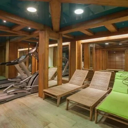 Le Petit Paradis - Indoor Pool And Sauna Apartment
